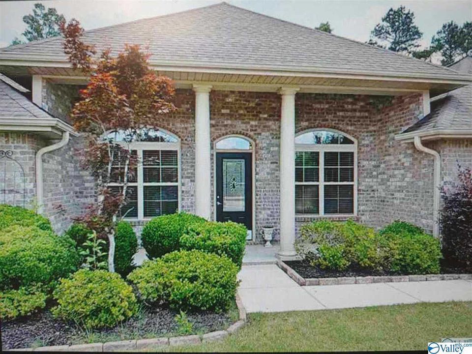 1st image of 133 Swan Pond Dr