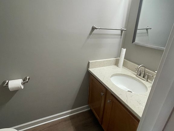 4th image of 6146 Winfield Ct