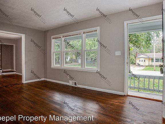 4th image of 11604 Belmont Ave