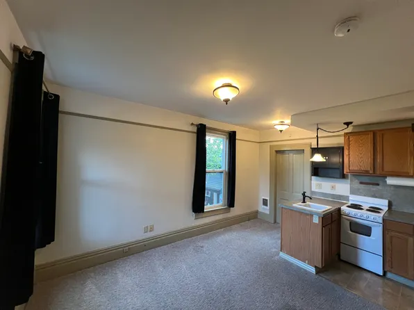 435 Rogers St NW #B, Olympia, WA 98502