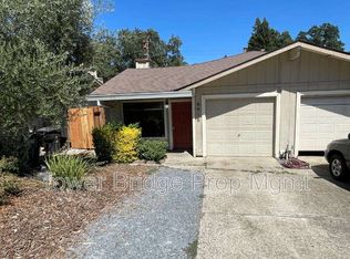6416 Miles Ln, Carmichael, CA 95608