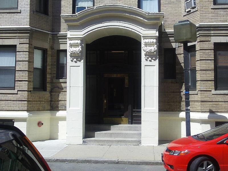 2nd image of 115 Norway St APT 5