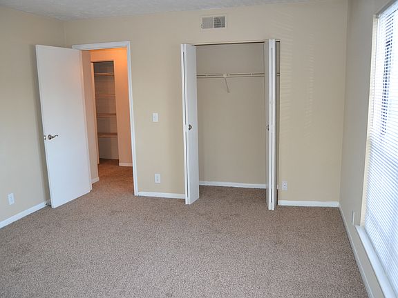 5th image of 502 Club Pkwy