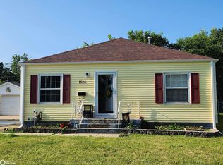 1526 Greenwood Dr, Ottumwa, IA 52501