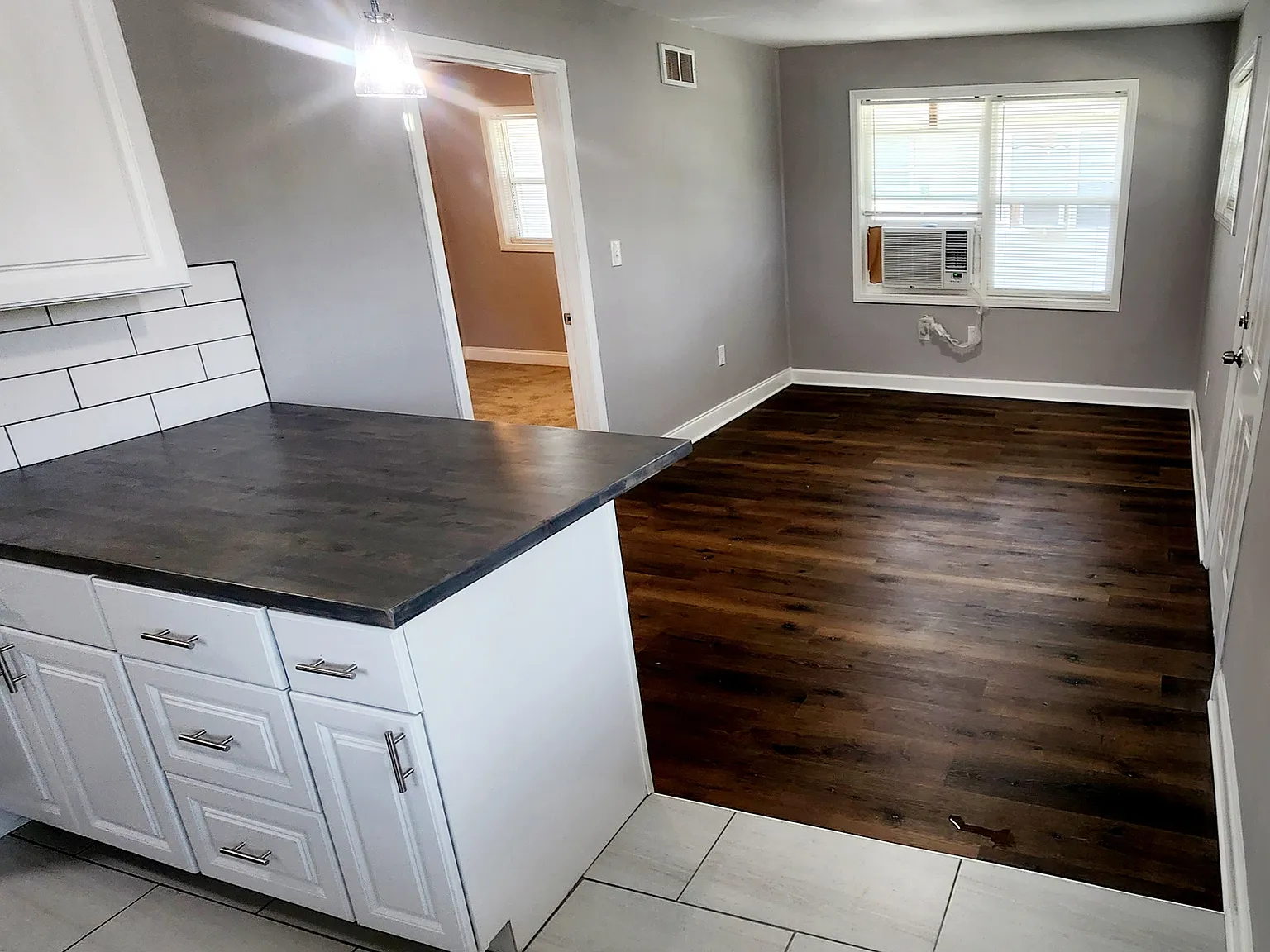 1 bed, 695 sqft, $995 — Photo 1