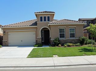 518 Pecan Dr, Ripon, CA 95366