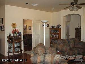 340 Faded Love Great Room 3