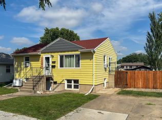 617 N 22nd St, Bismarck, ND 58501