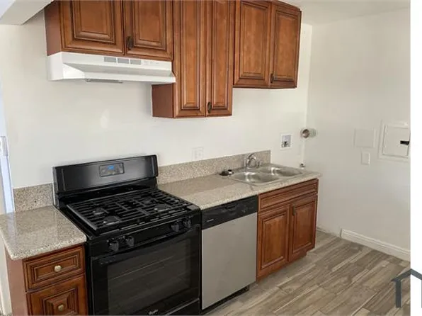 11107 Avalon Blvd, Los Angeles, CA 90061