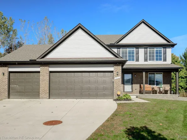 35924 Abbey Ct, Romulus, MI 48174