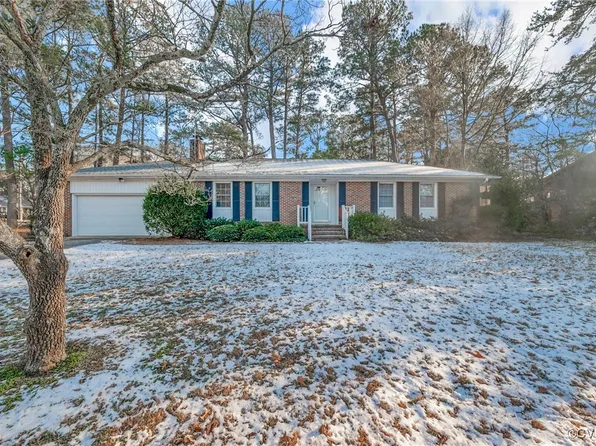 7374 Harbor Hills Dr, Hayes, VA 23072