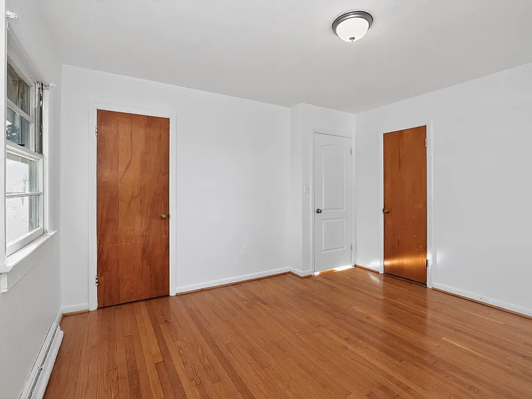 1009 Elliott Ave — Photo 17