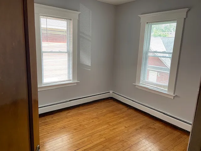 bedroom 3 size 9'X11'