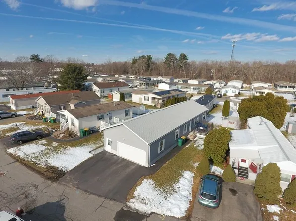 16 Jason Way #16, West Bridgewater, MA 02379