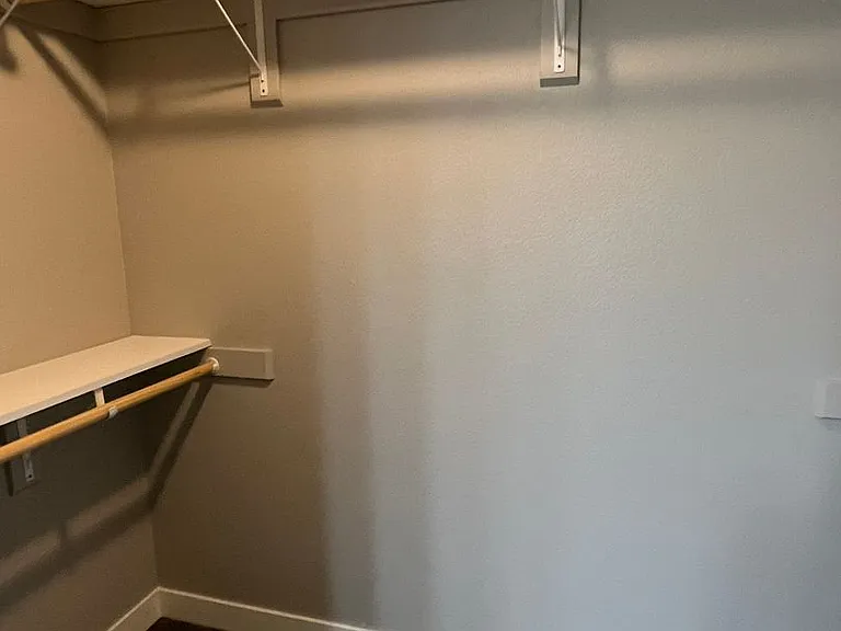 652 Valor Ct — Photo 13