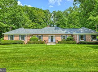 2019 Spring Branch Dr, Vienna, VA 22181