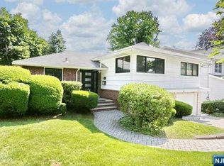 282 Poplar Ave, Hackensack, NJ 07601