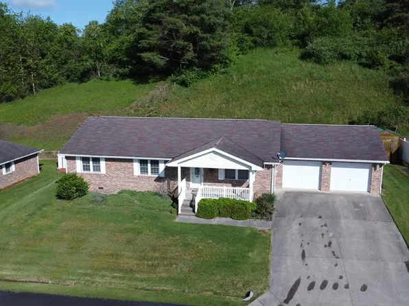 174 Butternut Dr, Princeton, WV 24740