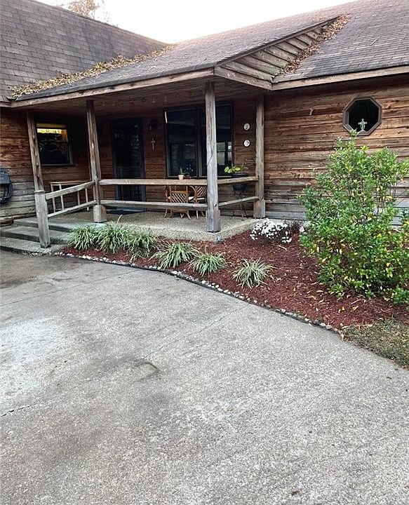 1st image of 212 Sparrow Rd