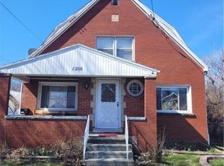 1208 N Military Rd, Niagara Falls, NY 14304