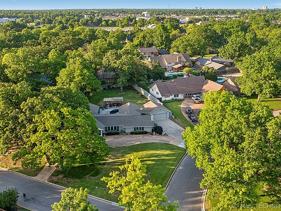 4th image of 5661 S Evanston Pl
