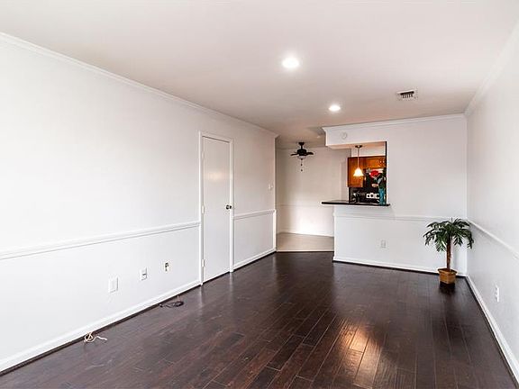 4th image of 8801 Hammerly Blvd APT 1913