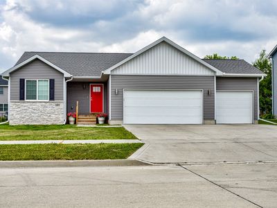 609 Prairie View Dr, Huxley, IA, 50124