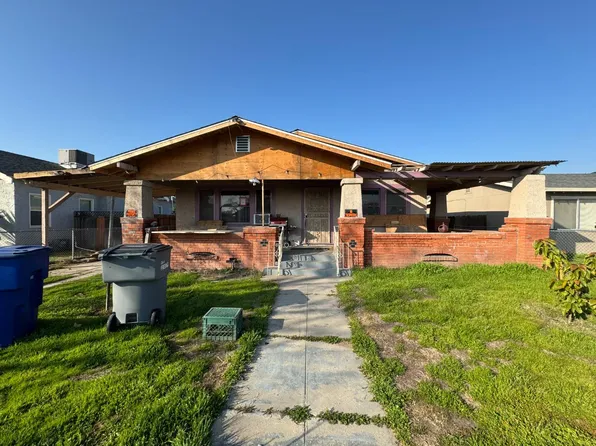 1043 N Thorne Ave, Fresno, CA 93728
