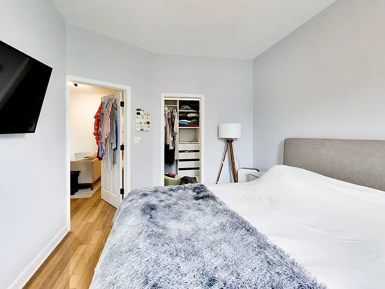 3009 W Belden Ave #1 — Photo 11