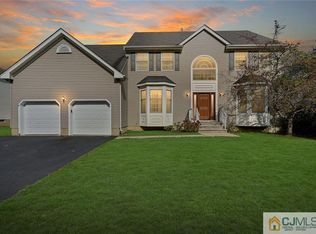 40 Veterans Dr, South River, NJ 08882