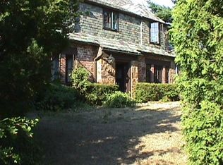 39 Goodrich St, Hamden, CT 06517