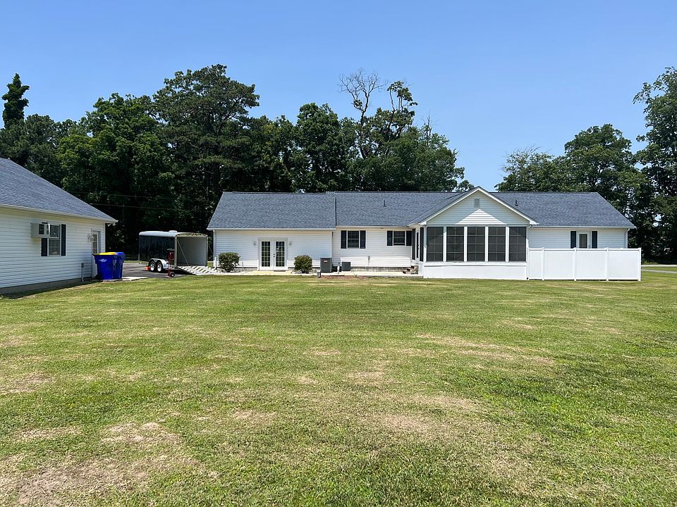 2nd image of 27033 Trinity Rd