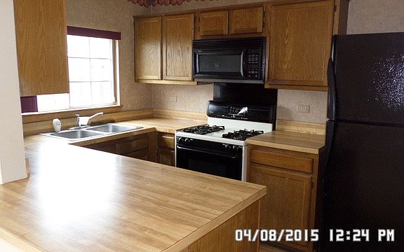 2nd image of 658 Waterford Dr