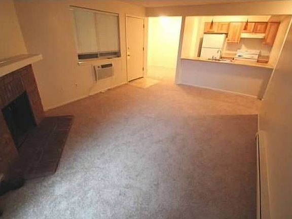 Living & Kitchen