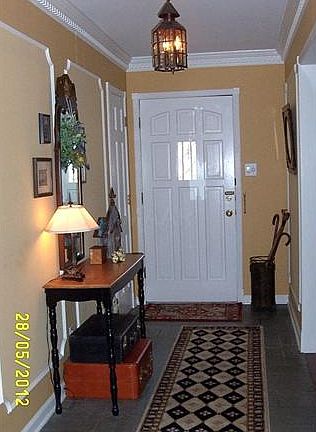 2nd image of 6456 Sulgrave Dr