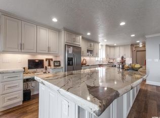 2415 Claremont Dr, Bountiful, UT 84010
