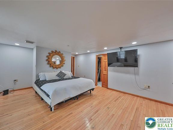 5th image of 257 Hoffman Rd