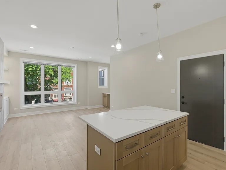 4932 S Champlain Ave #2 — Photo 8