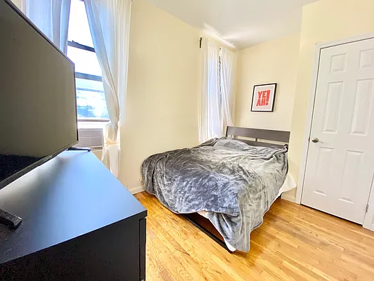 Rented by Highline Residential | media 25