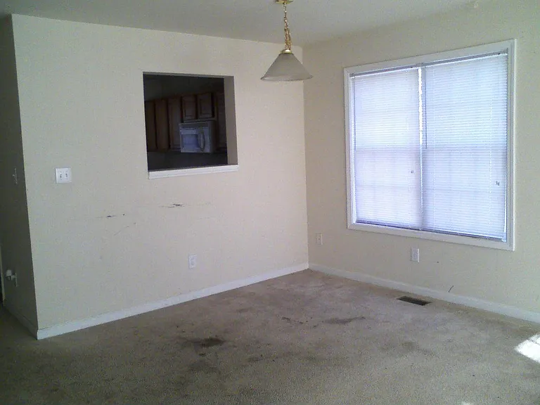 2826 Ashe St — Photo 5