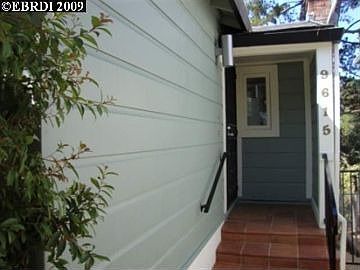 2nd image of 9615 Castlewood St
