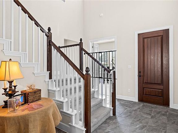 3rd image of 301 Village Oak Dr