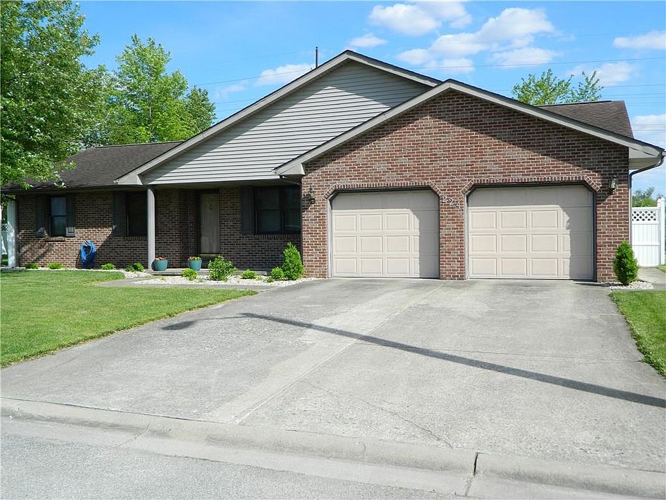 1st image of 224 E Meadowlark Dr