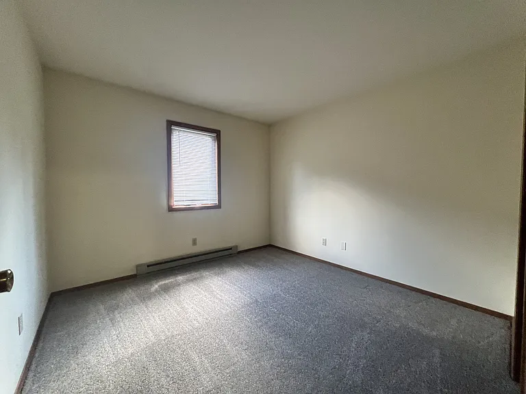 227 N 1st St #2 — Photo 12