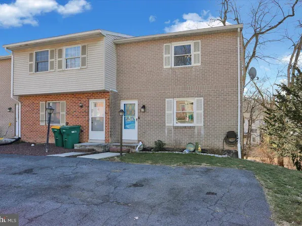 76 Ashford Dr, Enola, PA 17025