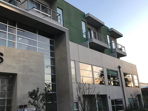 3rd image of 11500 Tennessee Ave Unit 318