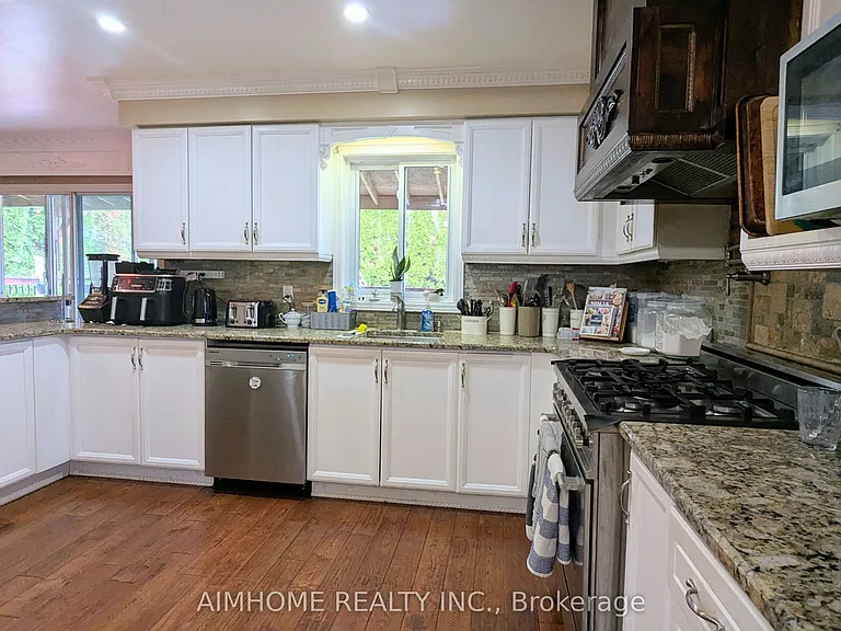 18 Carmichael Dr — Photo 9