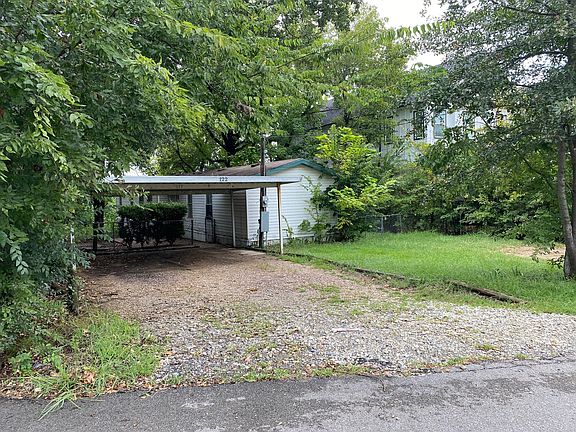 2nd image of 122 Summit Ridge Dr