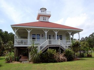 101 Two Rut Rd, St Helena Is, SC 29920