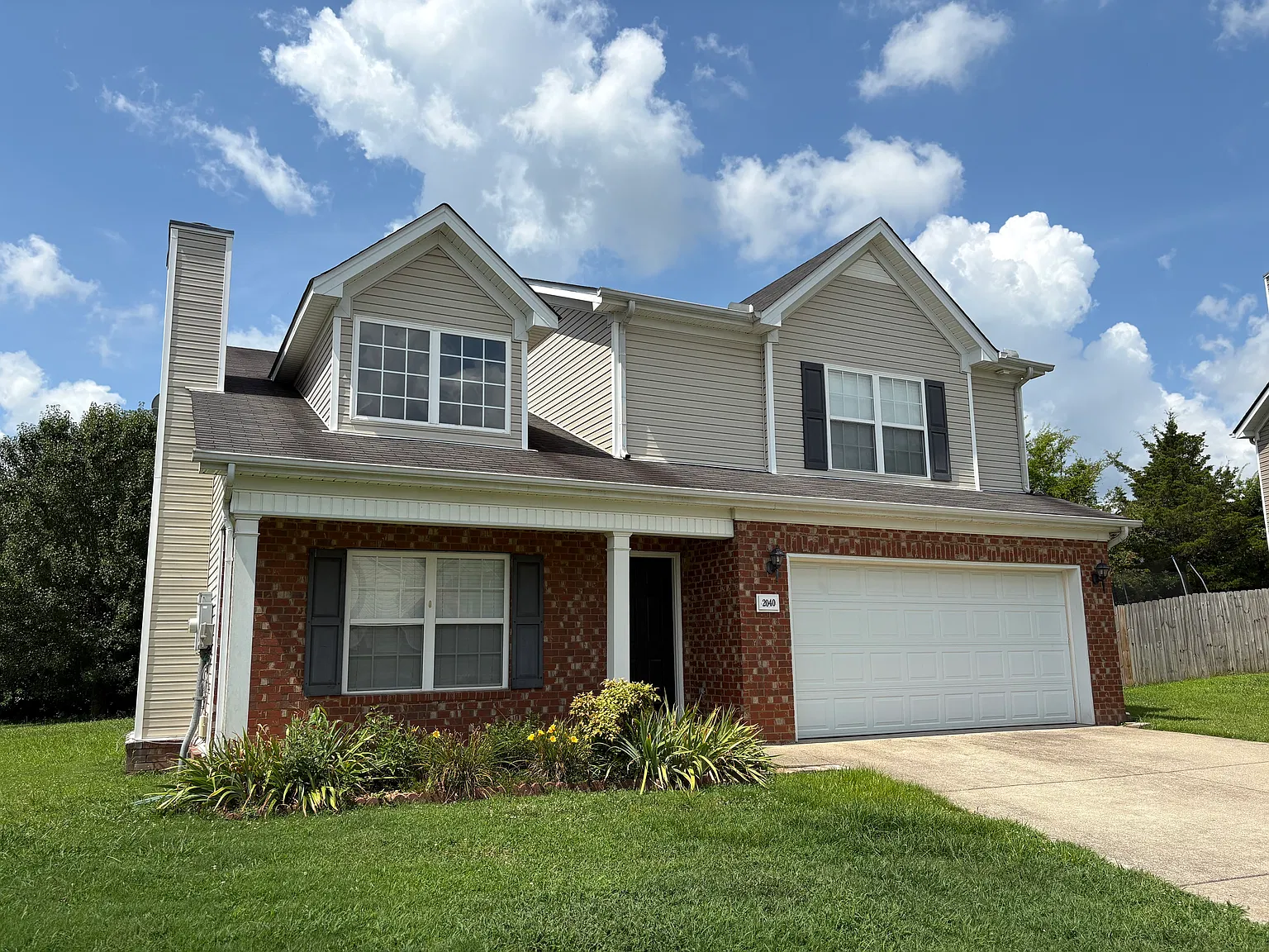 3 bed, 2.5 bath, 1806 sqft, $1,849 — Photo 1